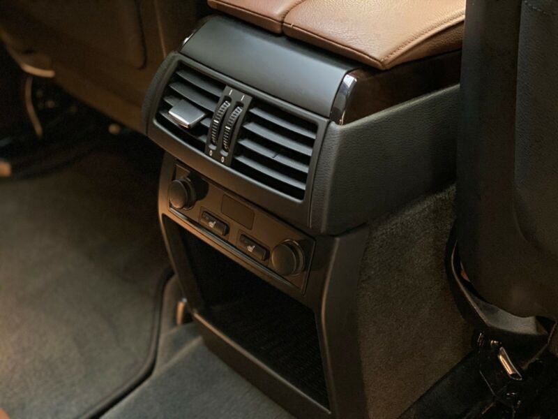 BMW X5 xDrive40d * M Sport Pack * Aquecimento adicional * 7 lugares * - Photo 10