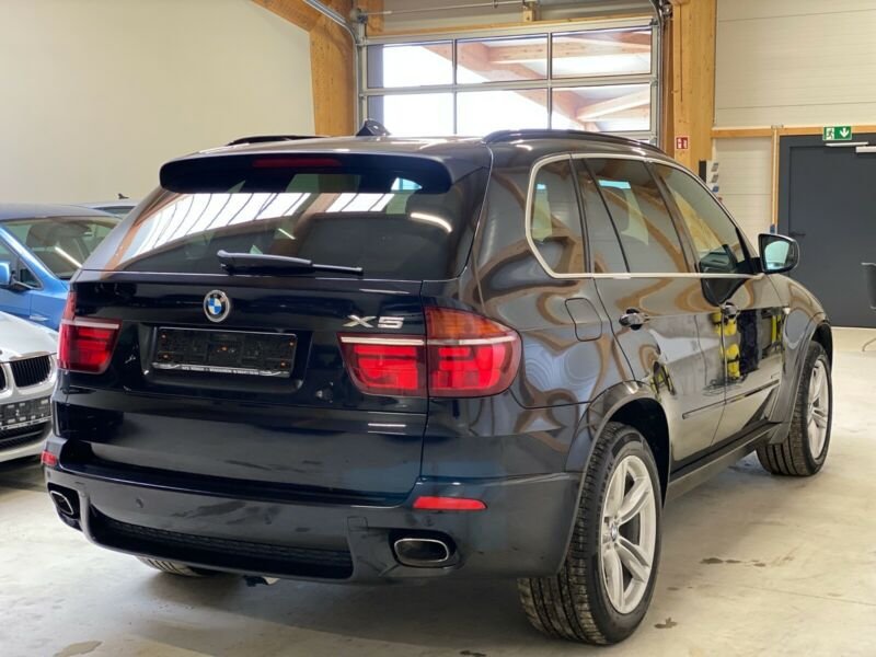 BMW X5 xDrive40d * M Sport Pack * Aquecimento adicional * 7 lugares * - Photo 8