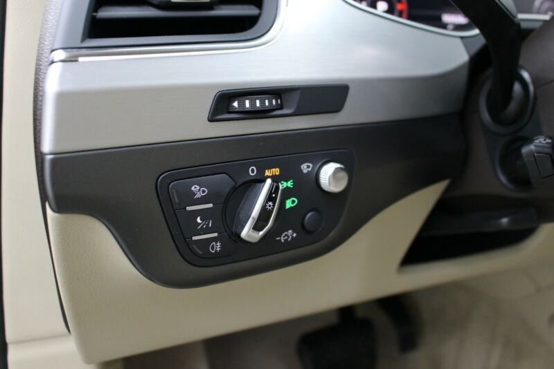 Audi Q7 3.0 TDI Quattro * S-Line * ACC * HUD * Noite * VR * 7 lugares  - Photo 10