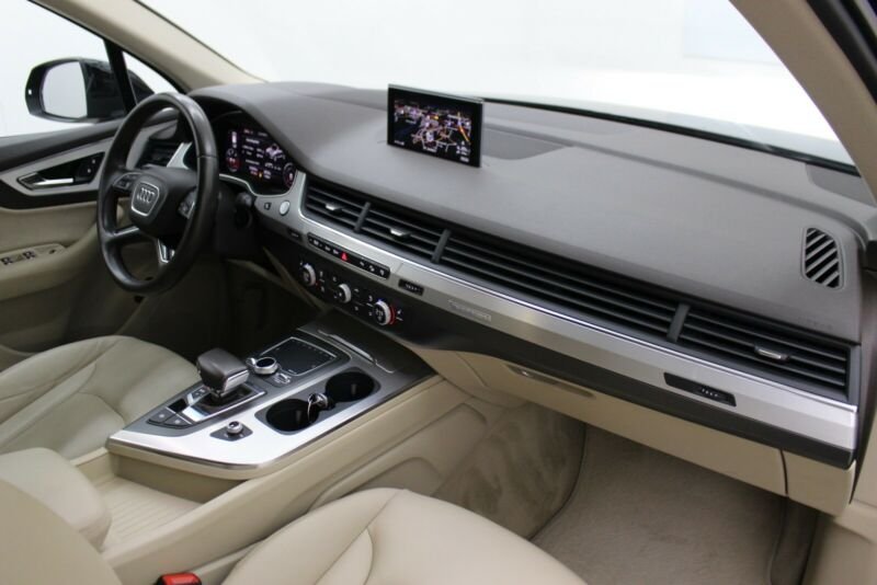 Audi Q7 3.0 TDI Quattro * S-Line * ACC * HUD * Noite * VR * 7 lugares  - Photo 14