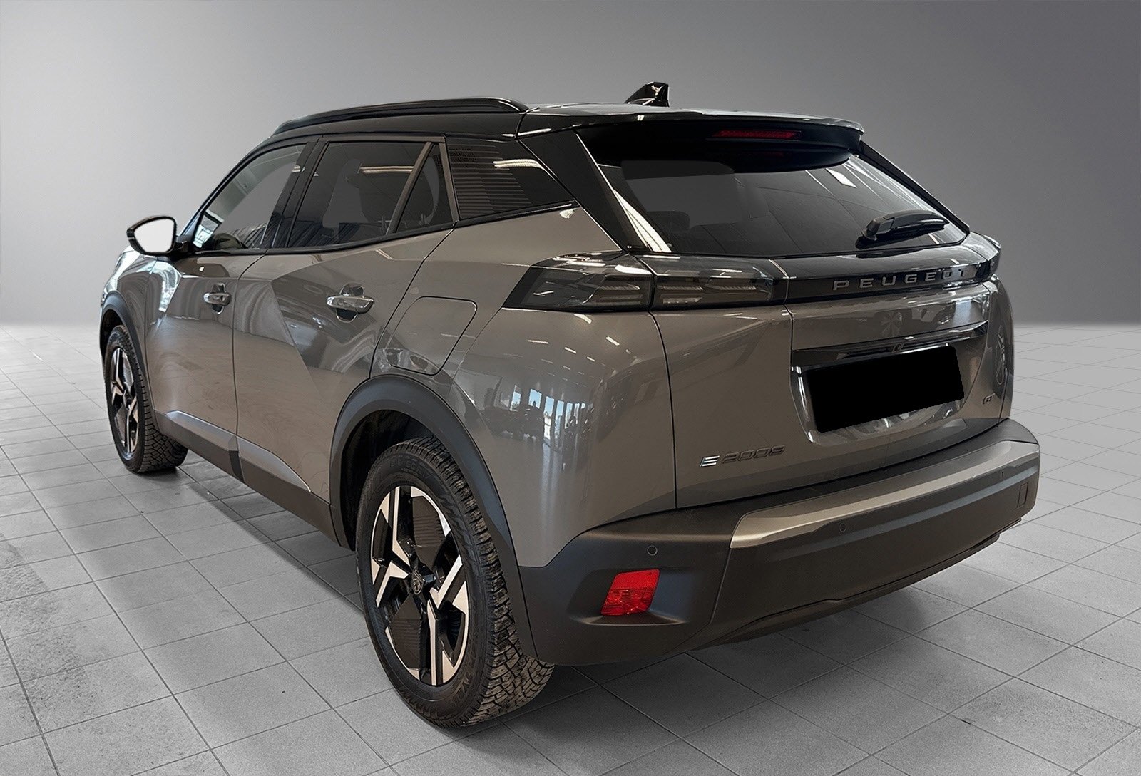 PEUGEOT E-2008 156 PK GT - Photo 3