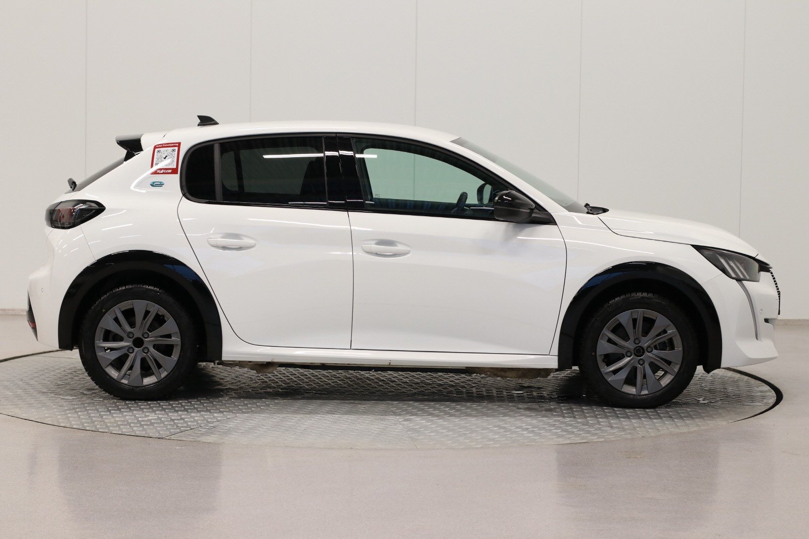 PEUGEOT E-208 136CH GT - Photo 2