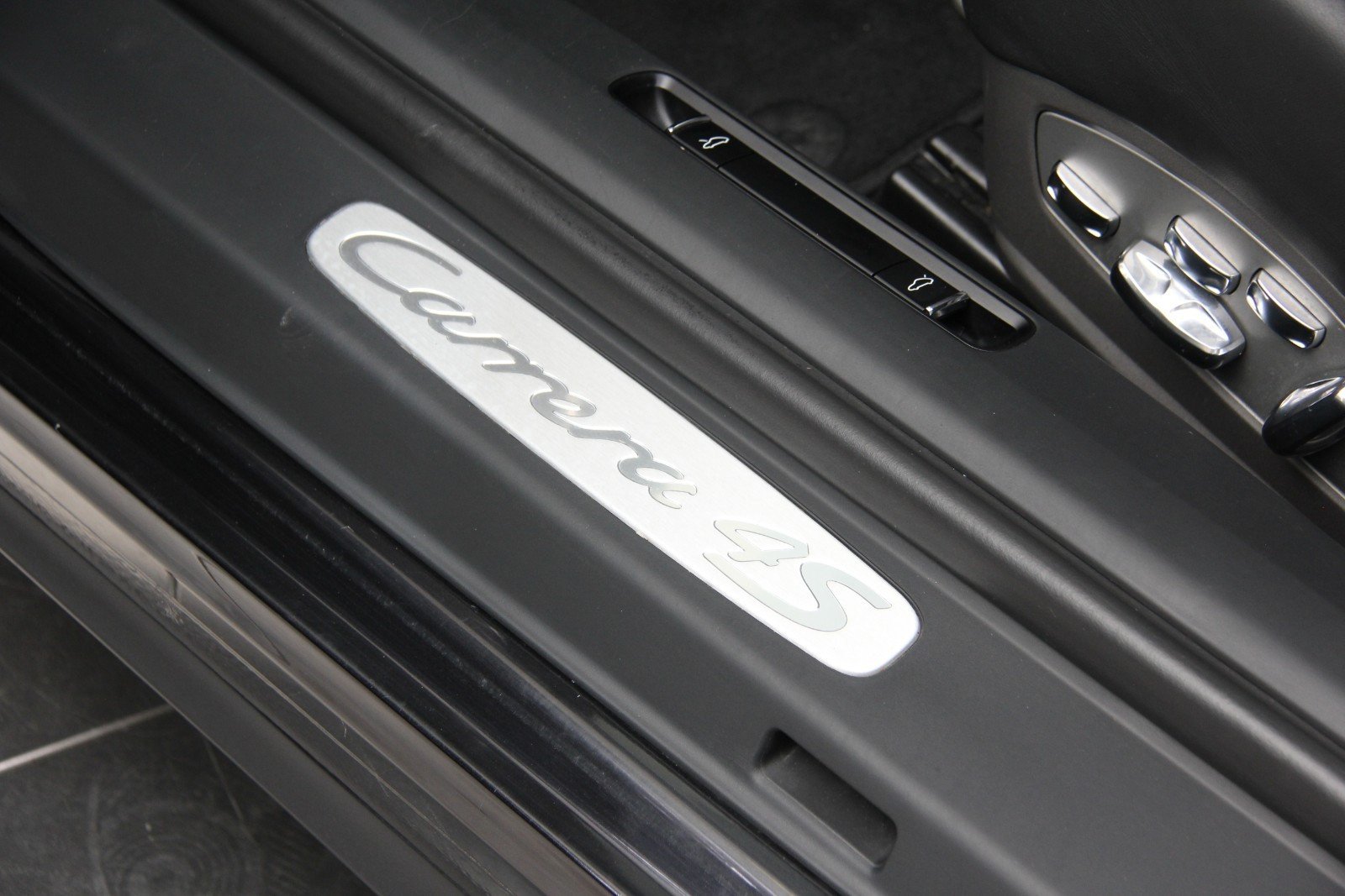 PORSCHE 911 COUPE V (991) CARRERA 4S PDK - Photo 20