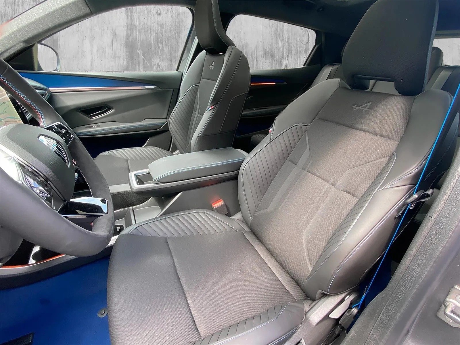 RENAULT SCENIC E-TECH TECHNO ESPRIT ALPINE GRANDE AUTONOMIE - Photo 12