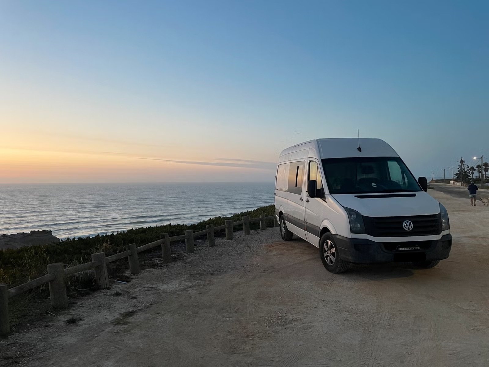 VOLKSWAGEN CRAFTER VAN 2.0 TDI 163 - Photo 2