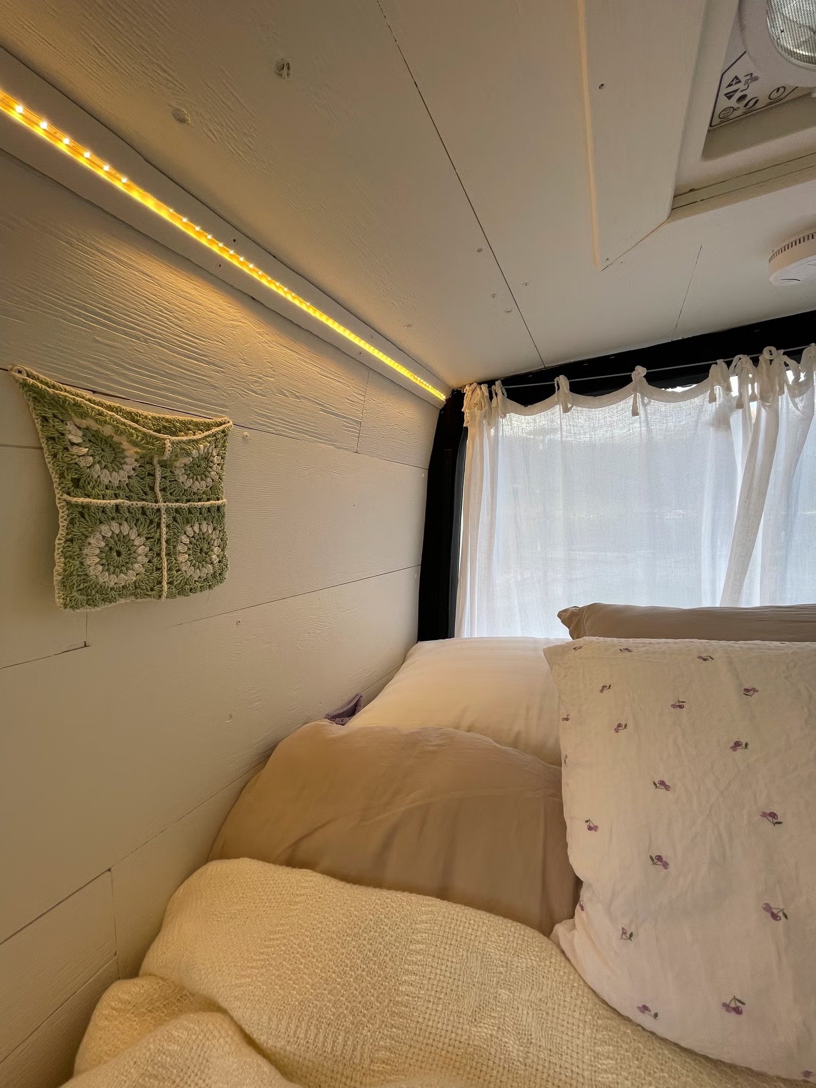 VOLKSWAGEN CRAFTER VAN 2.0 TDI 163 - Photo 13