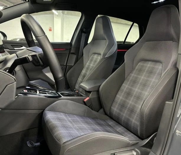 VOLKSWAGEN GOLF VIII 2.0 TDI SCR 200CH GTD DSG7 - Photo 9