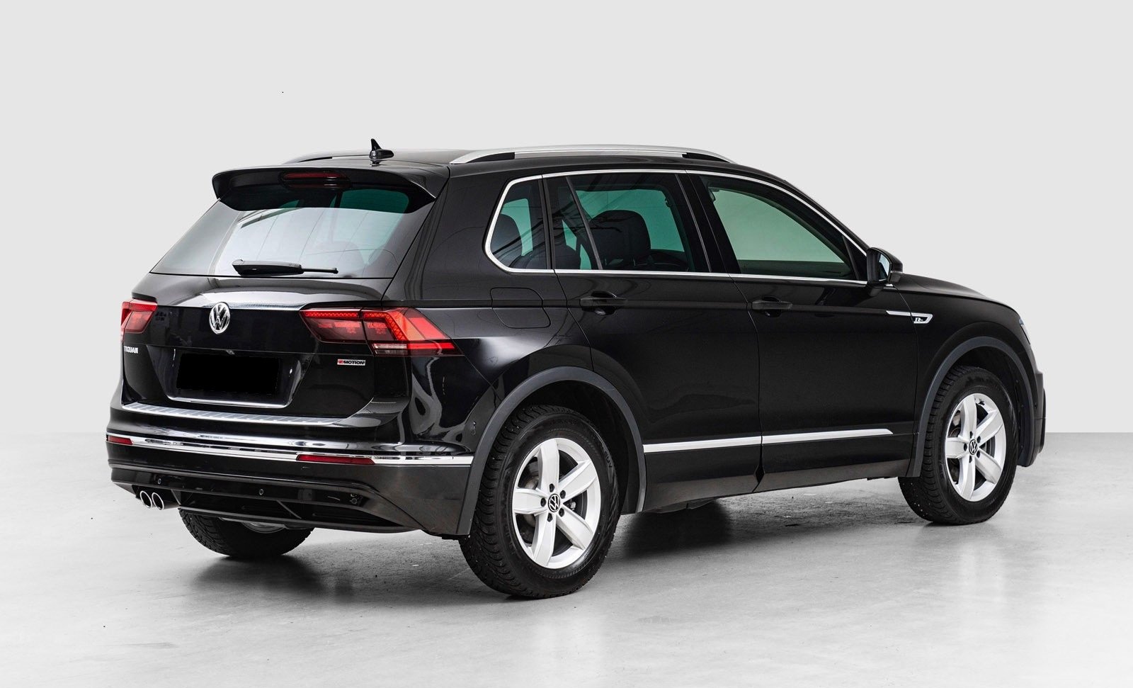 VOLKSWAGEN TIGUAN 2.0 TDI 150 EXCLUSIF R LINE 4MOTION DSG7 - Photo 5