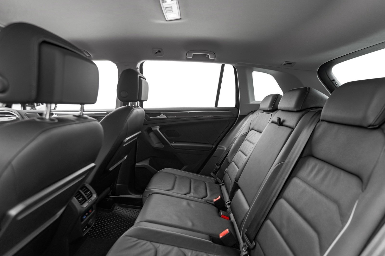 VOLKSWAGEN TIGUAN 2.0 TDI 150 EXCLUSIF R LINE 4MOTION DSG7 - Photo 12