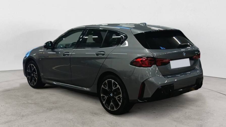 Bmw Serie 1 f70 120d 163 ch DKG7 M Sport Design - Photo 2