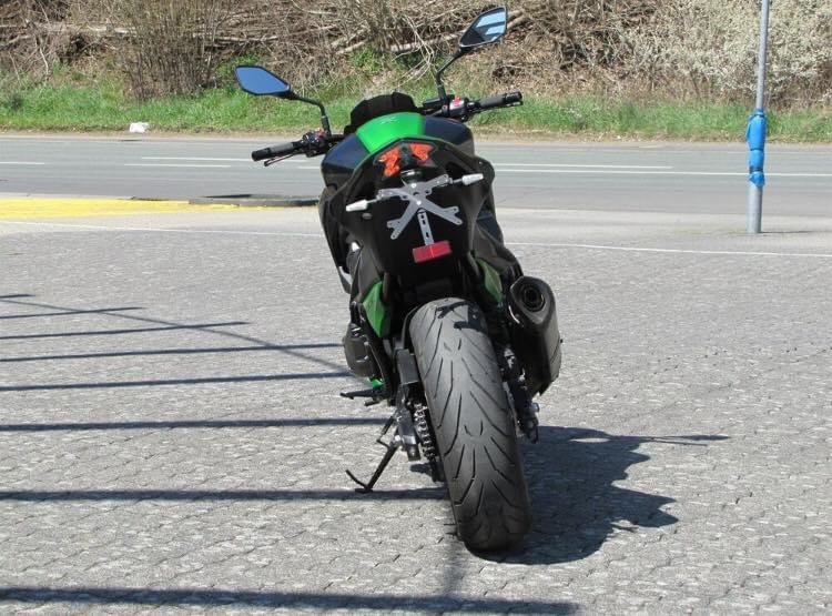 KAWASAKI Z800 AKRAPOVIC ABS - Photo 3