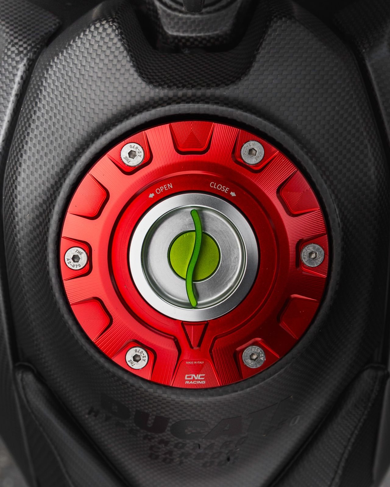 DUCATI 950 HYPERMOTARD KOOLSTOF - Photo 11