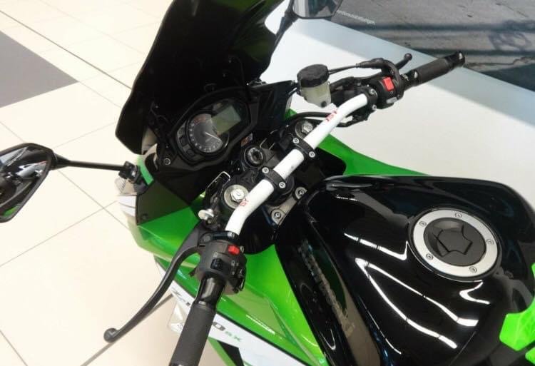 KAWASAKI Z1000SX - Photo 16