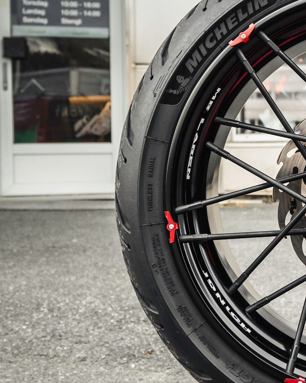 DUCATI 950 HYPERMOTARD KOOLSTOF - Photo 9