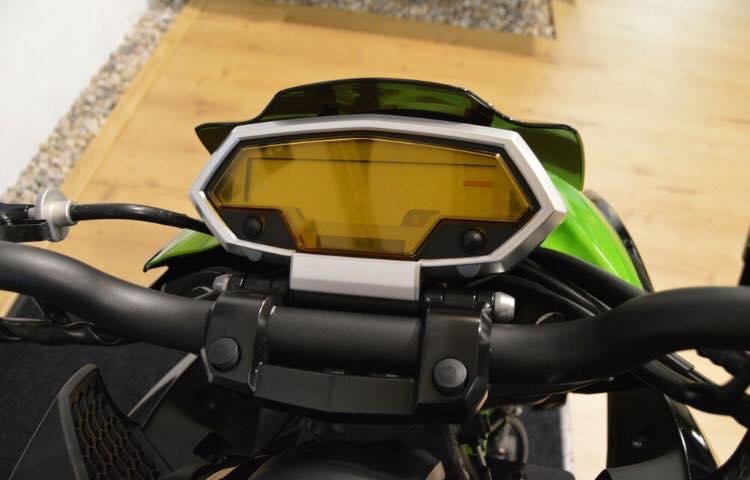 KAWASAKI Z1000ABS - Photo 3
