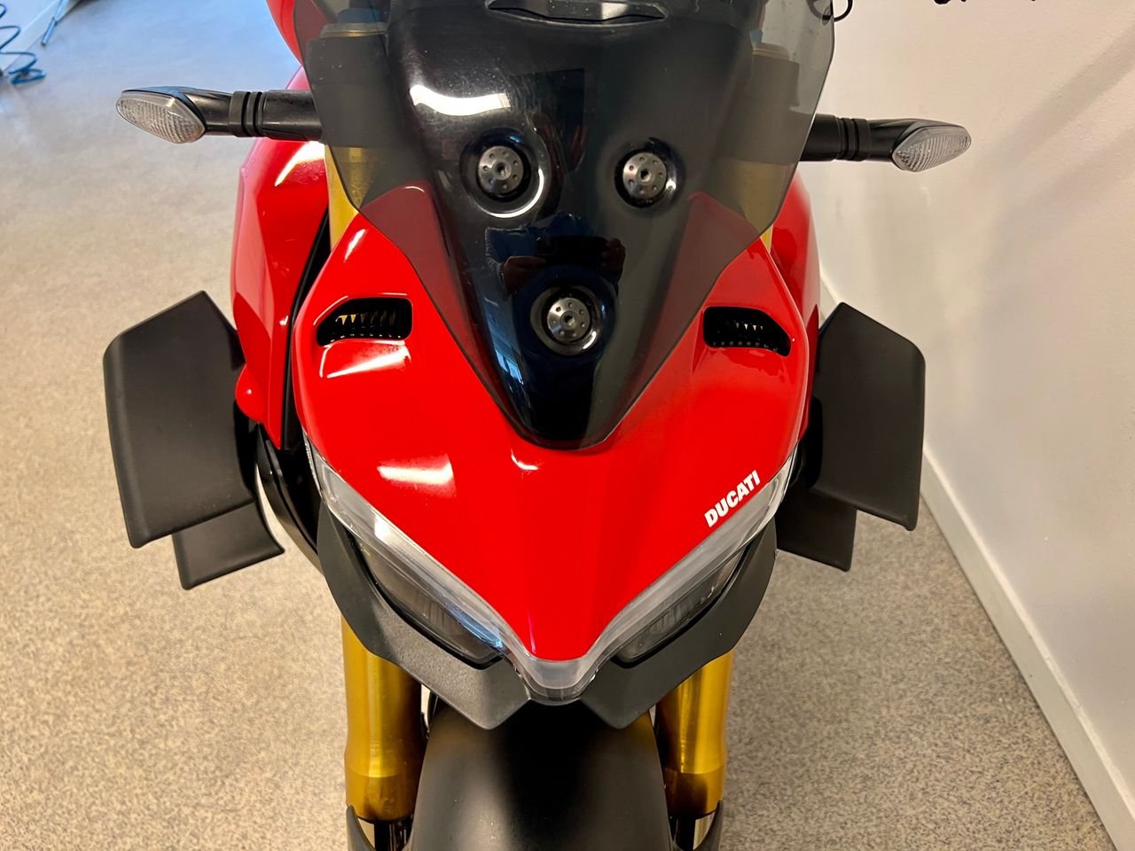 DUCATI STREETFIGHTER V4S - Photo 26
