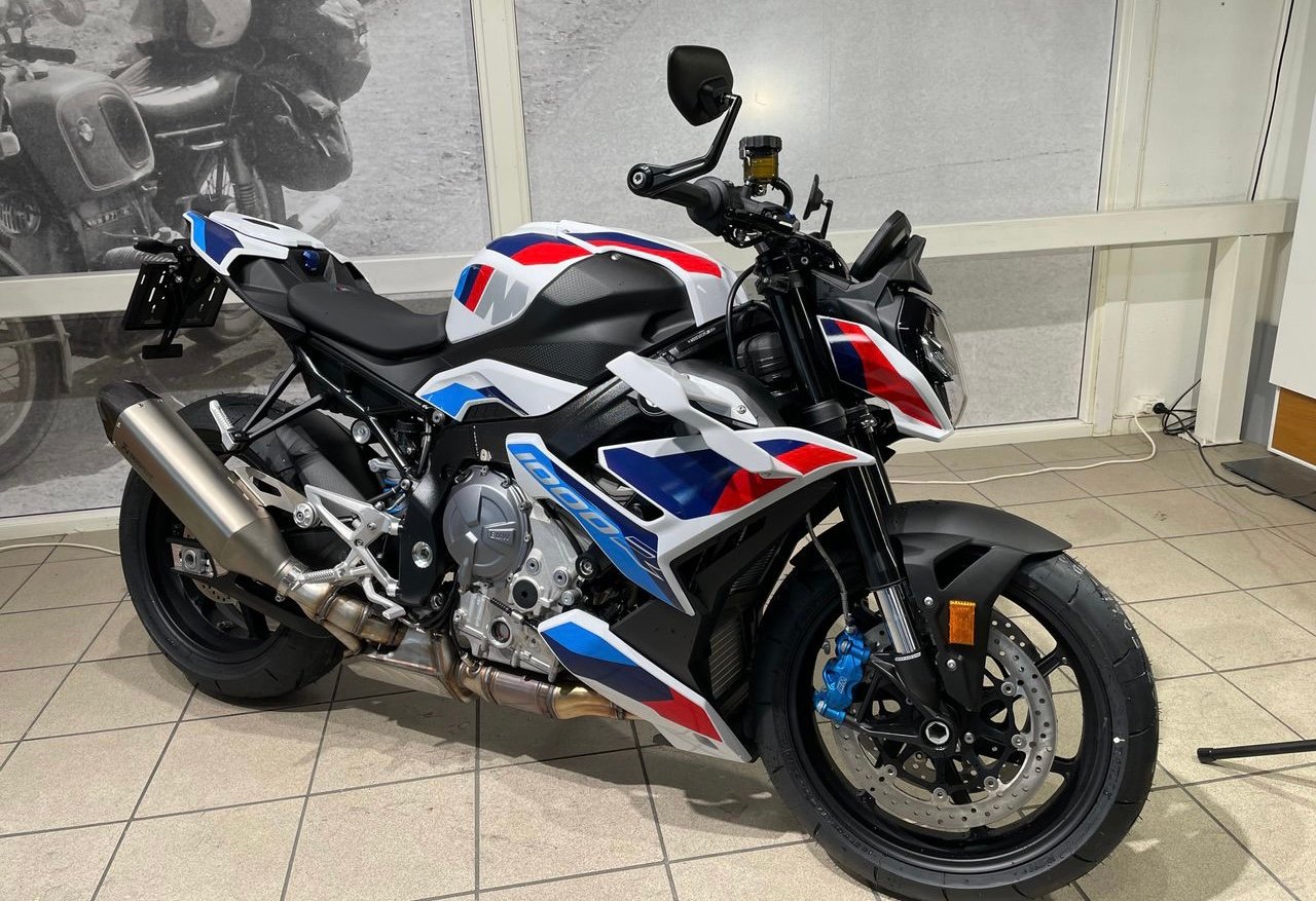 BMW M 1000 RR COMPÉTITION AKRAPOVIC EVO 2024