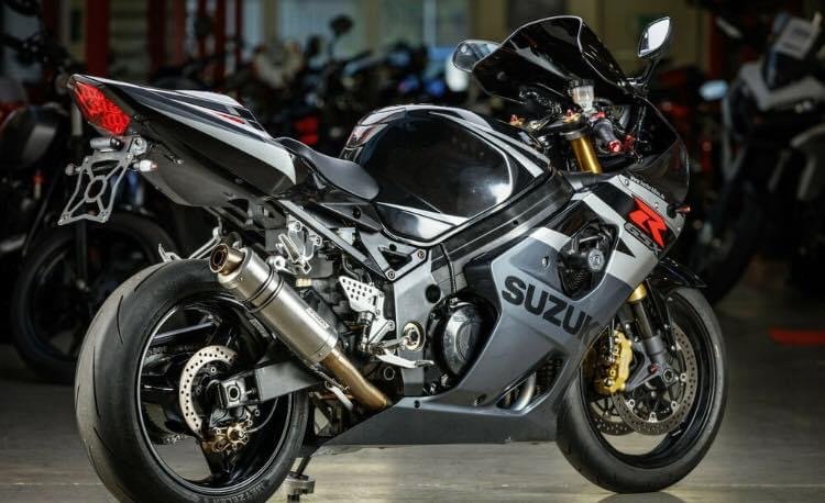SUZUKI GSXR 1000 ABS - Photo 6