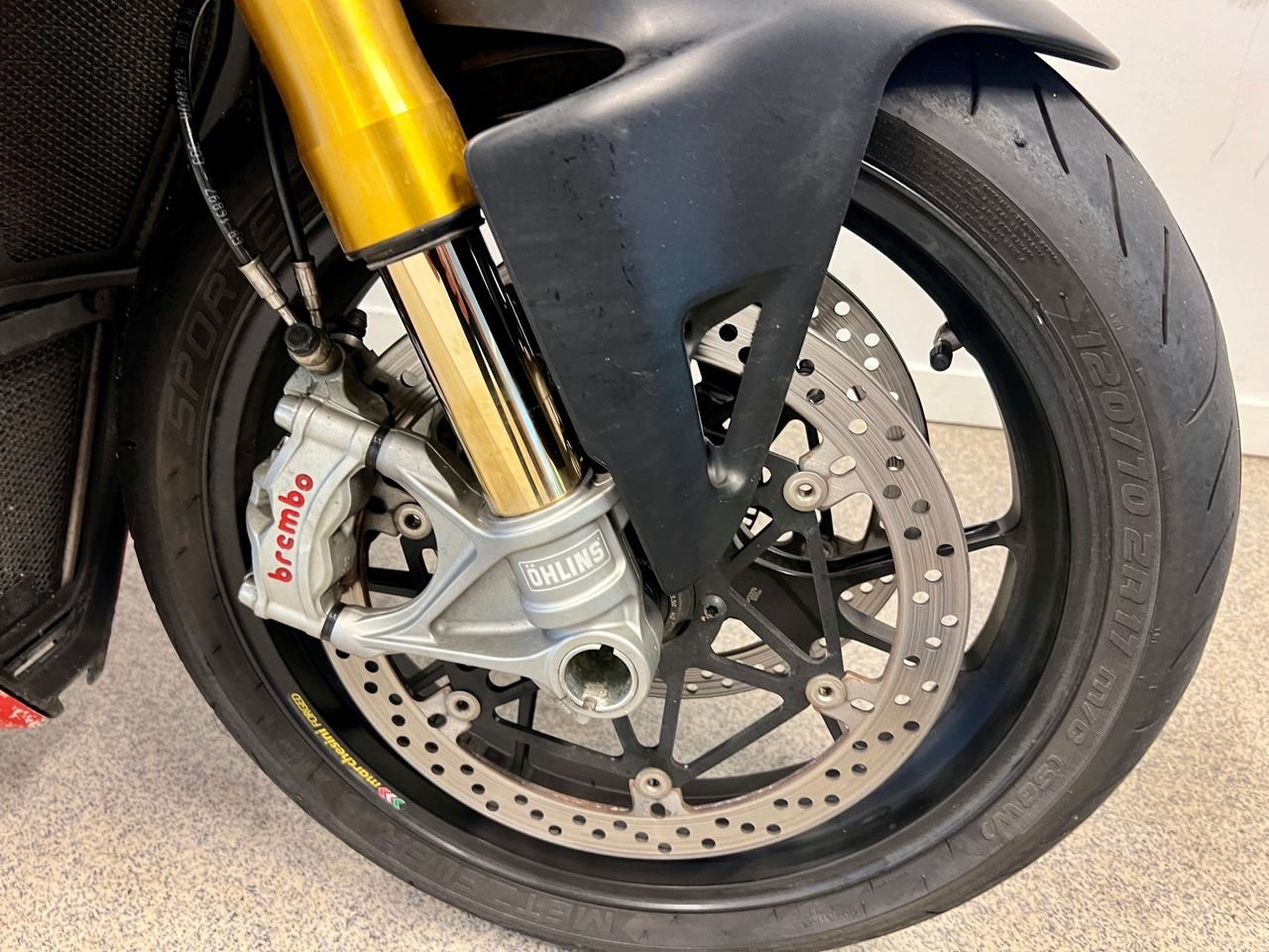 DUCATI STREETFIGHTER V4S - Photo 29