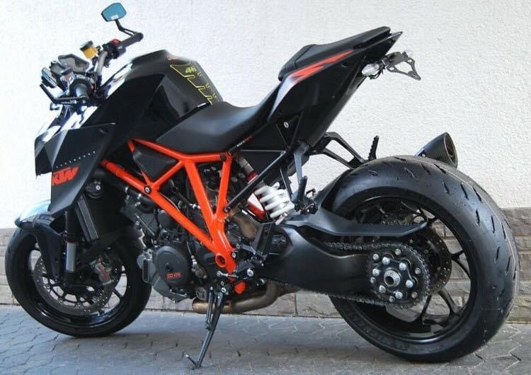 KTM 1290 SUPER DUKE R - Photo 2