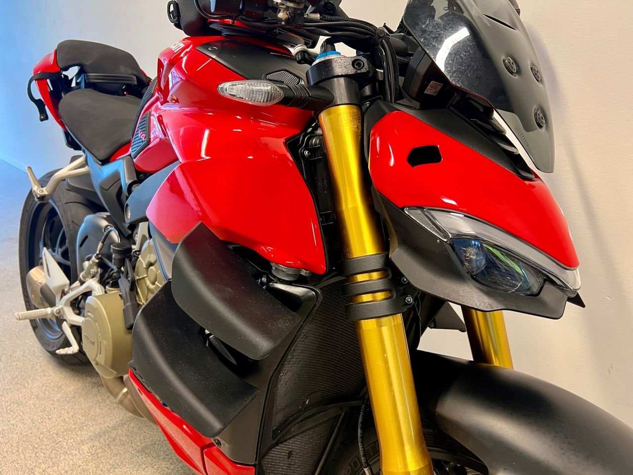 DUCATI STREETFIGHTER V4S - Photo 3