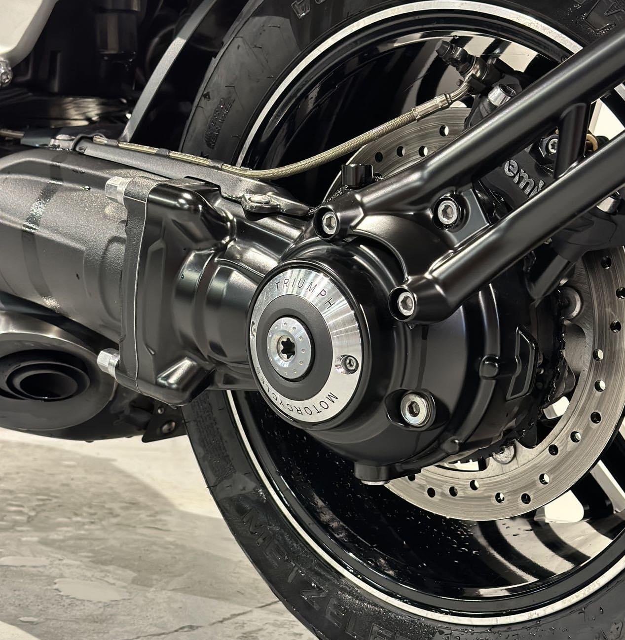 TRIUMPH ROCKET 3 GT - Photo 4