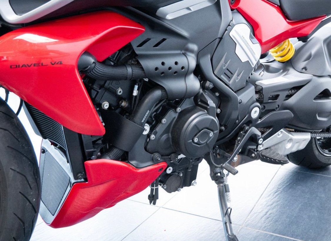 DUCATI DIAVEL V4 RED LED - Photo 8