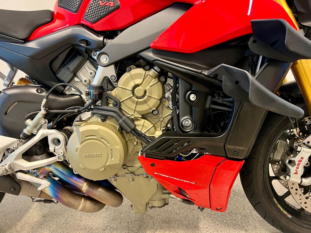 DUCATI STREETFIGHTER V4S - Photo 7