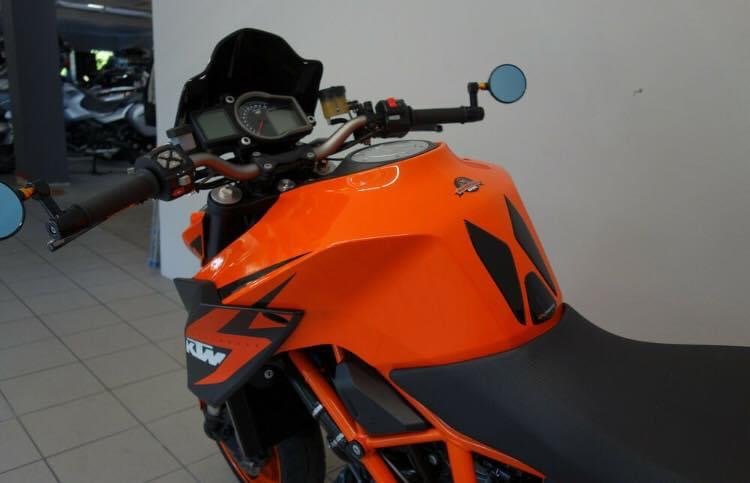 KTM 1290 SUPER DUQUE R - Photo 20