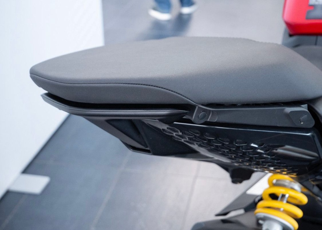 DUCATI DIAVEL V4 RED LED - Photo 4