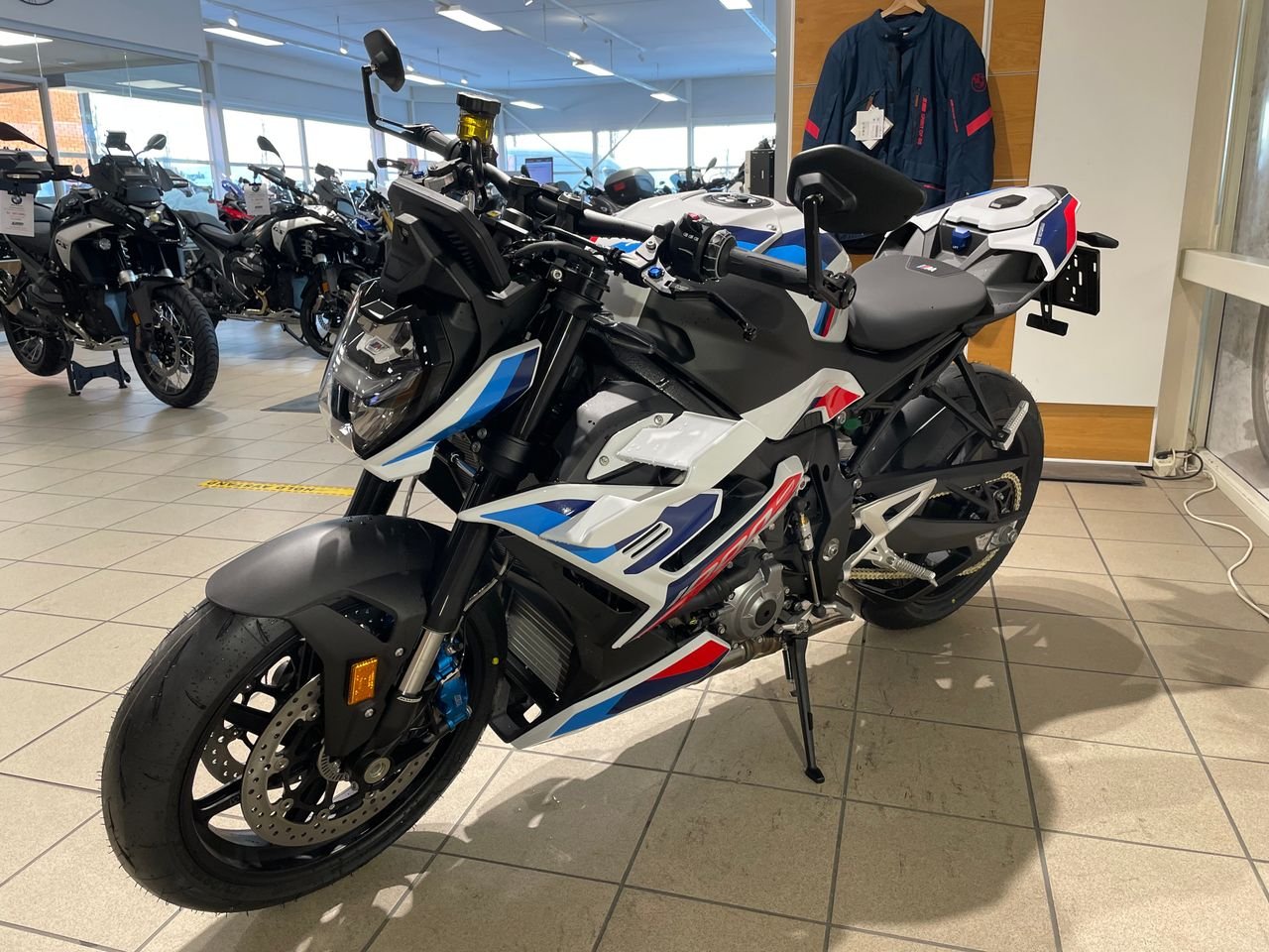 BMW M 1000 RR COMPÉTITION AKRAPOVIC EVO - Photo 9