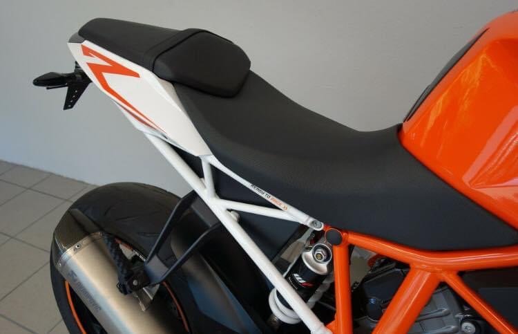 KTM 1290 SUPER DUQUE R - Photo 10