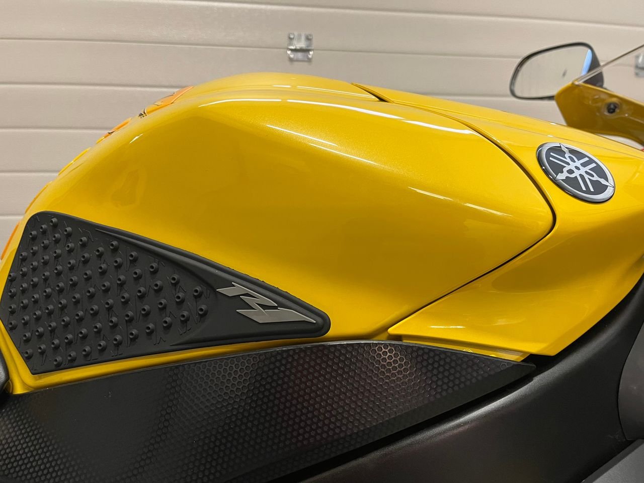 YAMAHA R1 - Photo 26