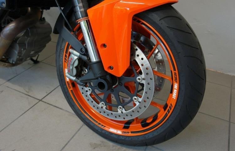 KTM 1290 SUPER DUQUE R - Photo 5