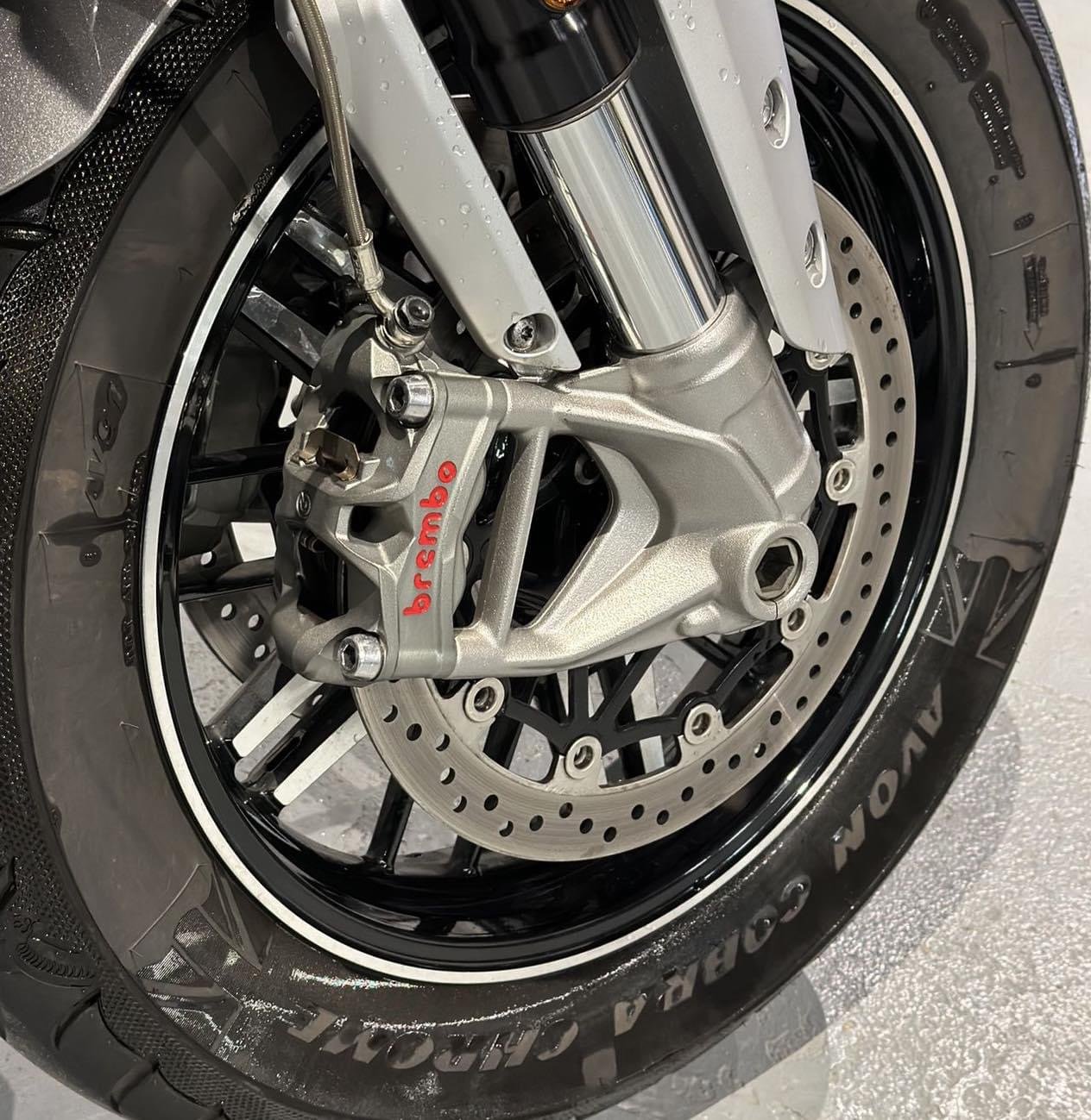 TRIUMPH ROCKET 3 GT - Photo 5