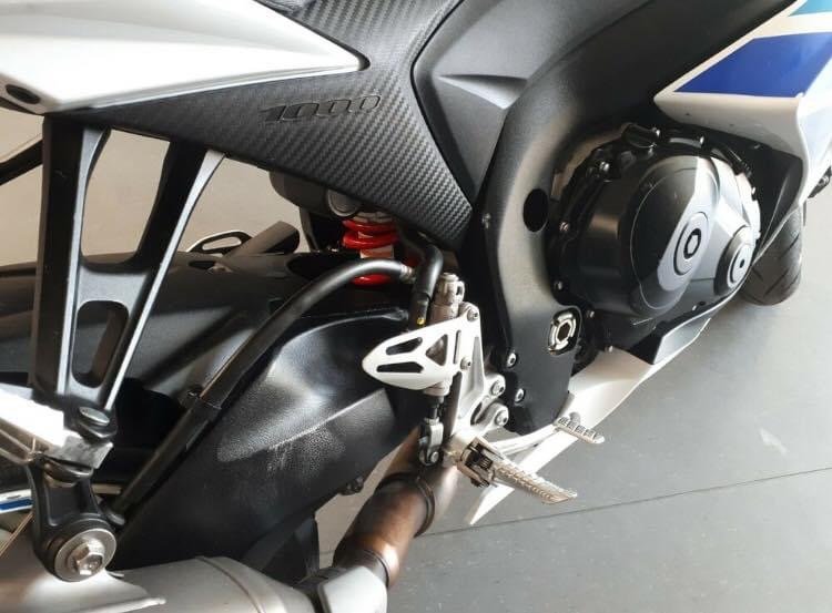Suzuki GSXR 1000 ABS - Photo 4
